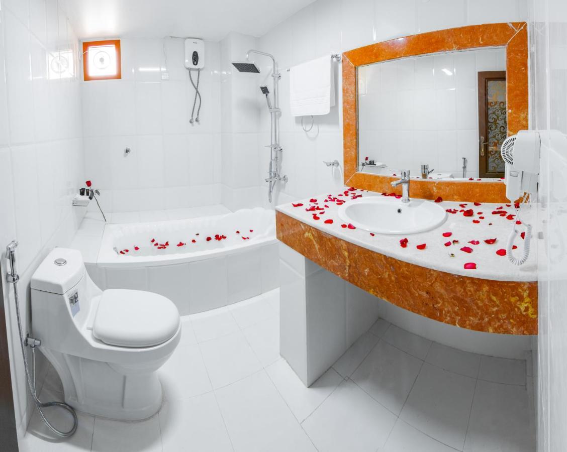 عبري كاسل هوتيل Exteriér fotografie