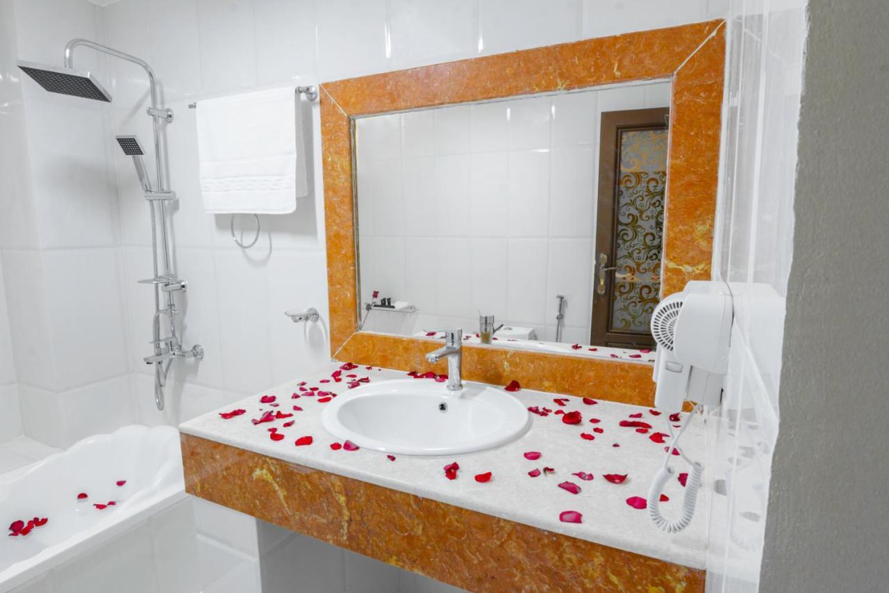 عبري كاسل هوتيل Exteriér fotografie